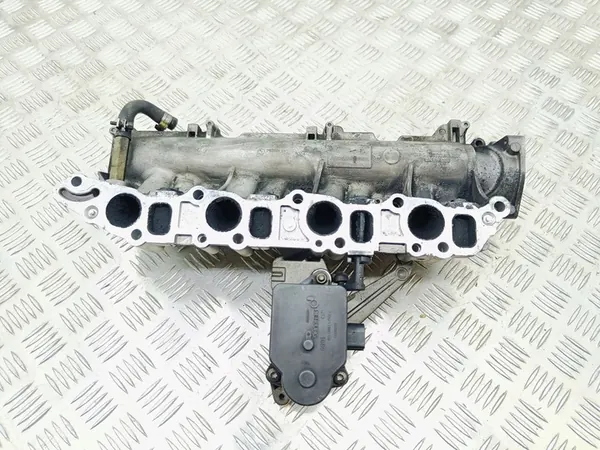 Opel Vectra C 2004 Coletor de admissão OEM 55182684 image 3