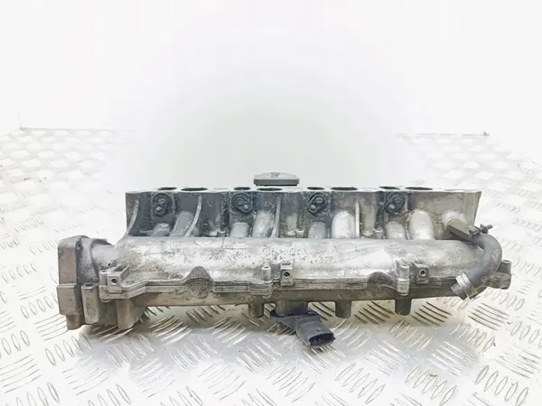 Opel Vectra C 2004 Coletor de admissão OEM 55182684 image 6