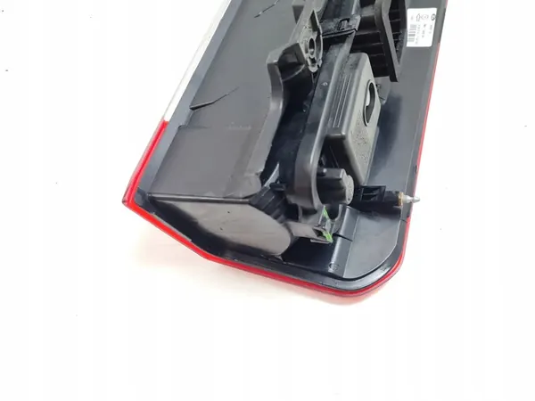 Luz trasera izquierda Ford Transit 2018 13655F image 3