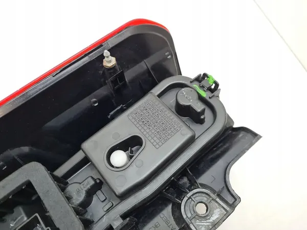 Luz trasera izquierda Ford Transit 2018 13655F image 9