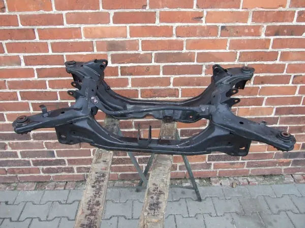 Achterste Wieg OEM SANKI WOZEK KOLYSKA TYL Mitsubishi image 2