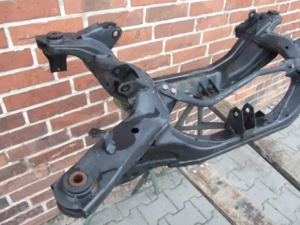 Achterste Wieg OEM SANKI WOZEK KOLYSKA TYL Mitsubishi image 3