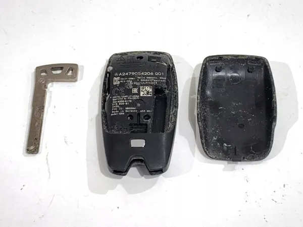 Mercedes Sprinter Avain OEM A2479054206 - Käytetty image 3