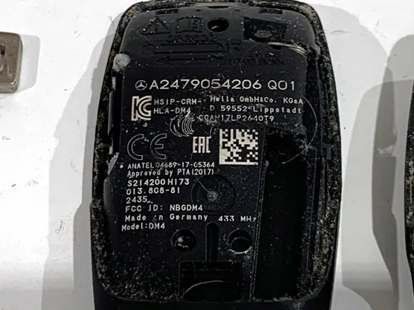 Mercedes Sprinter Avain OEM A2479054206 - Käytetty image 4
