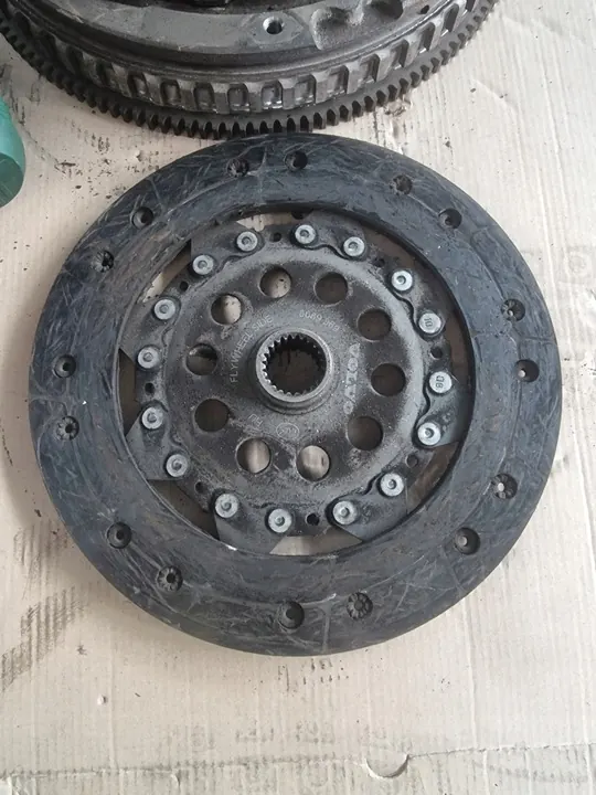 Kaksoismassavauhtipyörä 8689969 Volvo S40 II V50 2.4 20V image 4