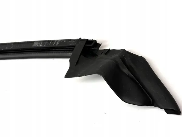 Junta de janela Audi TT OEM 8S0837480 Direito Dianteiro image 3