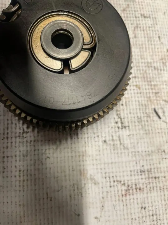 Pièces moteur BMW OEM 7841117 pour M3 2009 image 3