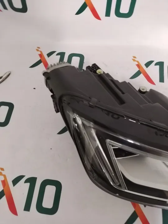 Audi A4 B9 Faro LED Derecho image 4