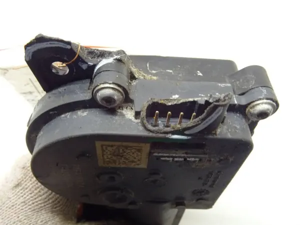 Motor termostato OEM PYFA1516ZA para Mazda 2 1.5 image 3