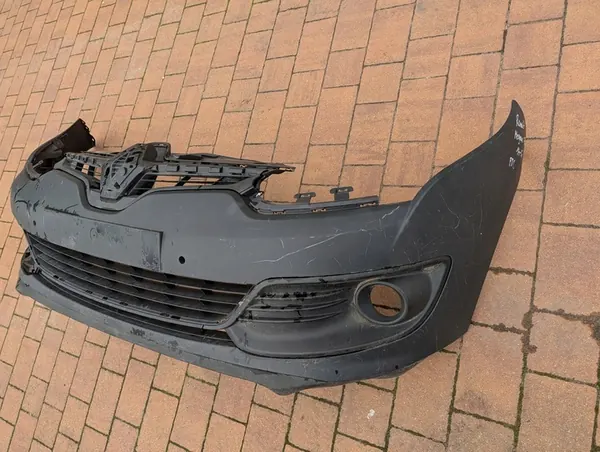 Paraurti anteriore Renault Megane III Lift 620223660R image 2