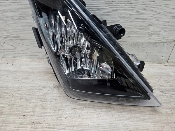 Farol de neblina esquerdo SEAT Ibiza V 6F0941701A image 3