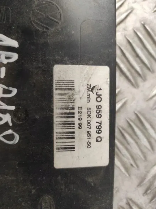Módulo Confort Skoda OEM 1J0959799Q para Octavia I image 3