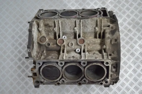 Bloco motor OEM R1120109405 Mercedes Classe C W203 2.6L image 2