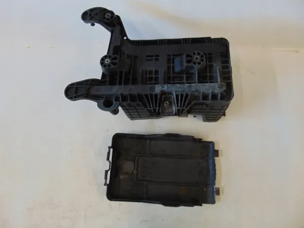Bac à batterie VW OEM 1K0915333 pour Golf V/Passat B6 image 6