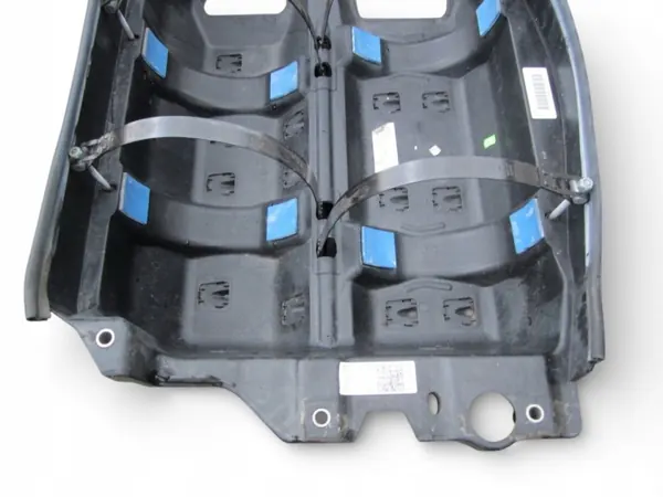 CNG-tanklocksfäste OEM 2Q0201870B Seat Ibiza V image 6