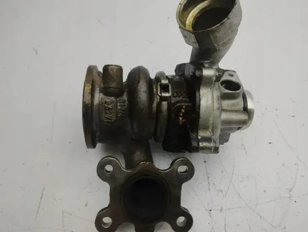 Turbocompressor OEM 04C145703M para VW Golf VII 1.0L image 3