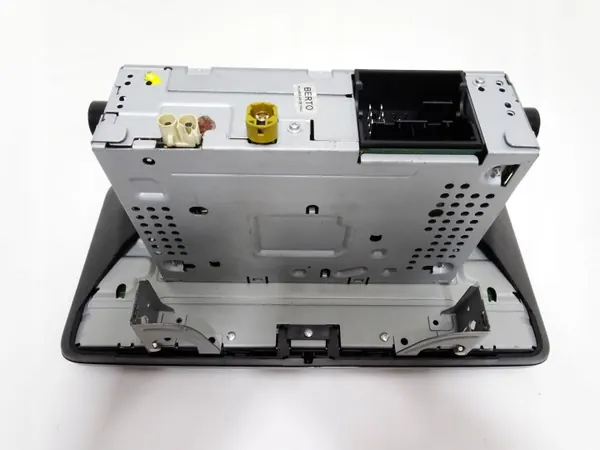 Ecrã Rádio Skoda Scala OEM 654035871A - Usado image 5