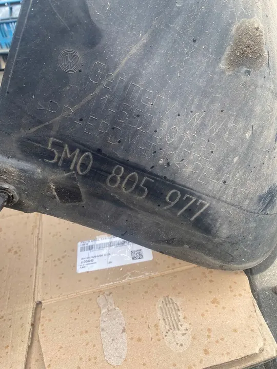 GOLF VI PLUS Left Front Wheel Arch 5M0805977 image 4