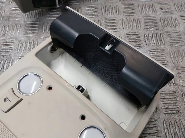 Conjunto de Compartimento do Passageiro Audi A4 B8 image 4