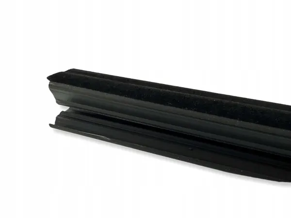 Toyota LAA26974 Framdörr fönsterpackning vänster sida image 3