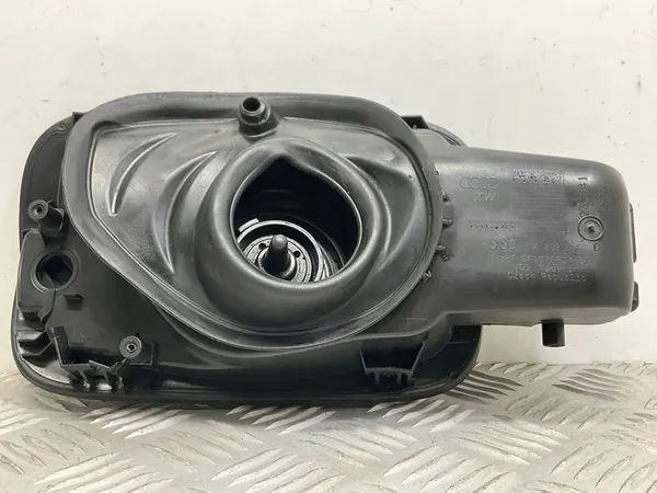 Bränsletanklock Audi A3 8P 8J0010508BG image 3