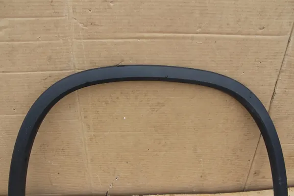 SKODA KODIAQ 2016-24 Oikea etu- tai takalokasuoja image 4