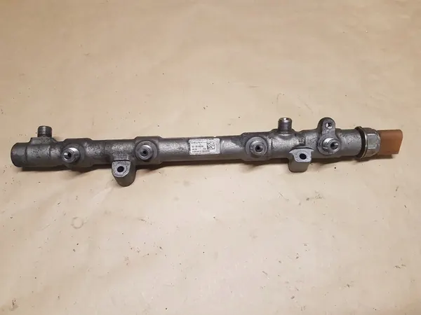 BENTLEY BENTAYGA AUDI Q7 SQ7 Q8 A8 4.0 TDI Injecteur 057130089AH image 2