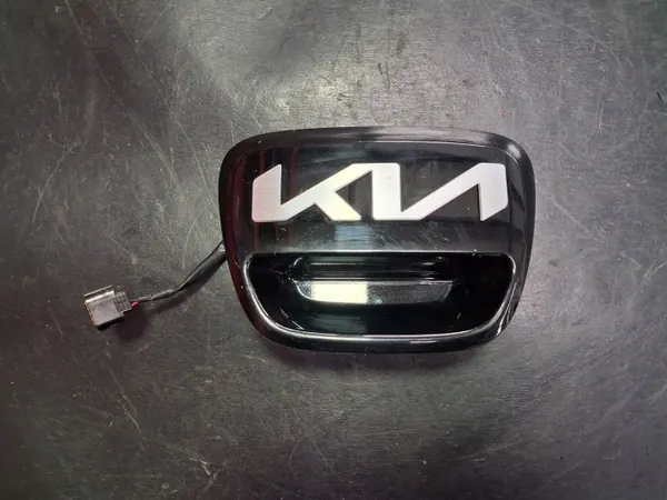 Poignée de coffre Kia Rio IV OEM 81820-H8300/10 image 2