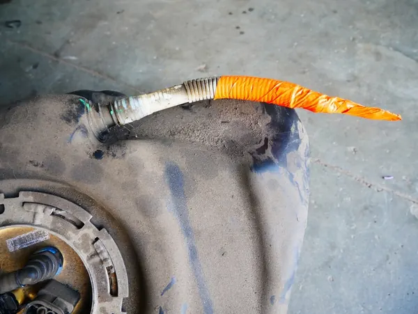 BMW F11 F10 F06 F07 F12 Fuel Pump Tank OEM 7225002 image 4