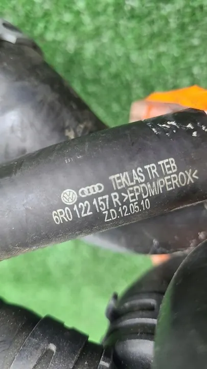 Manguera de Agua Carcasa de Termostato Polo 6R Ibiza 6J OEM image 6