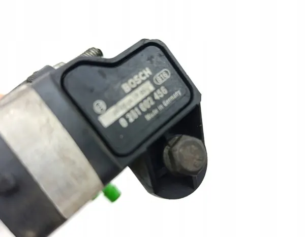 LPG-insprutningsräl OEM 67R-010290 - Begagnad image 3