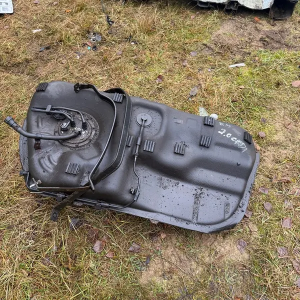 Réservoir de Carburant Hyundai IX35 2.0 CRDI 2WD image 2