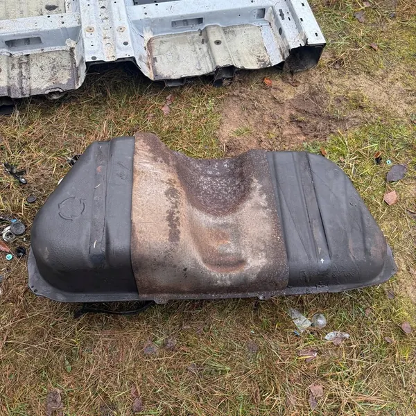 Réservoir de Carburant Hyundai IX35 2.0 CRDI 2WD image 3