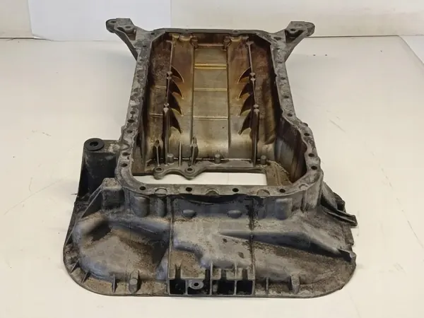 Mercedes-öljypohja OEM 1120140702 CLK W208 3.2 V6:lle image 4