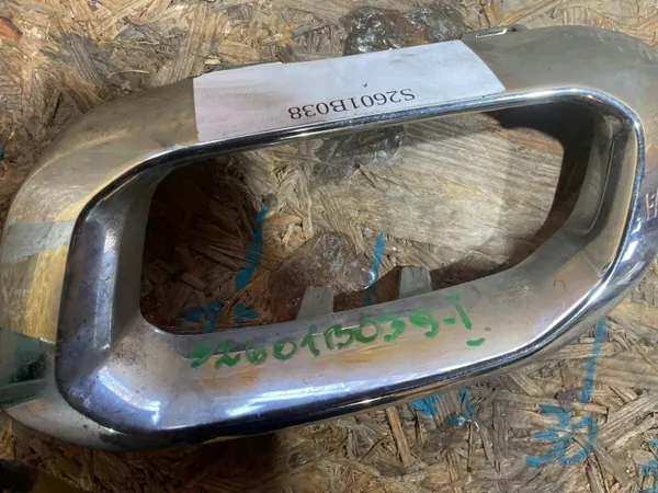 Mercedes GLE II Pakopää OEM A1678856900 Vasen image 10