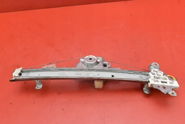 Elevador de Vidro Esquerdo Nissan Micra 2017-2021 OEM 80730-5FA1A image 5