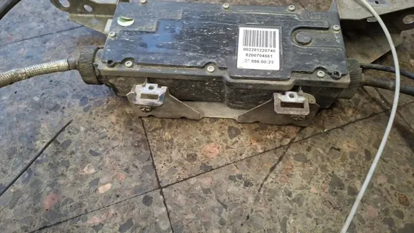 Frein à main OEM 8200704561 - Renault OE image 3