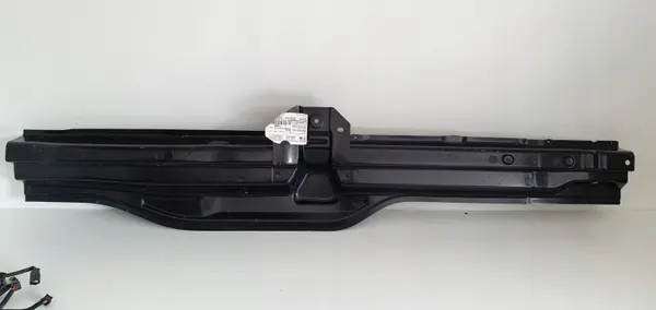 Oikea Taka C-pilari OEM 7C0810178S VW Crafter image 2