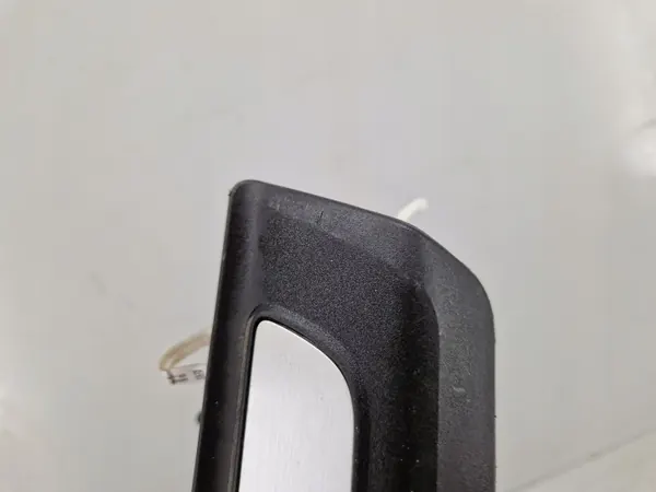 Audi RSQ8 Q8 Oikea taka valaistu kynnyssuojus image 5