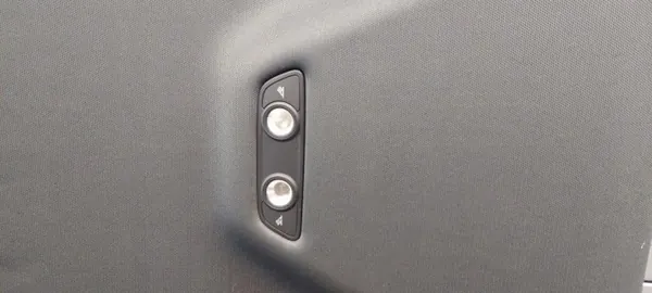 Audi A5 Binnenbekleding OEM 8W6867506C - Gebruikt image 4