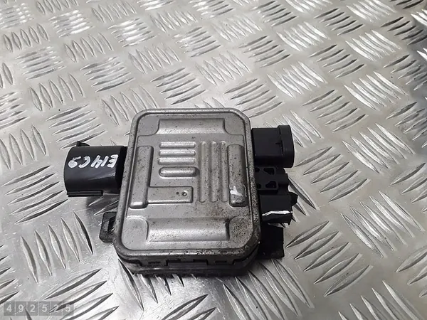 Relé Ford Galaxy 2013 940004107 DEFECT image 2