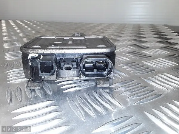 Relé Ford Galaxy 2013 940004107 DEFECT image 5