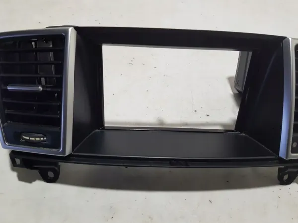 Grille d'aération OEM A1668300654 Mercedes ML W166 image 3