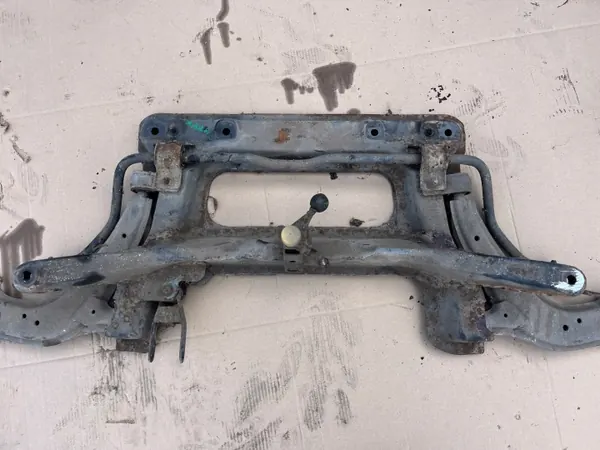 Support Moteur OEM SANKI BELKA pour Citroen Xsara 1997-2004 image 2