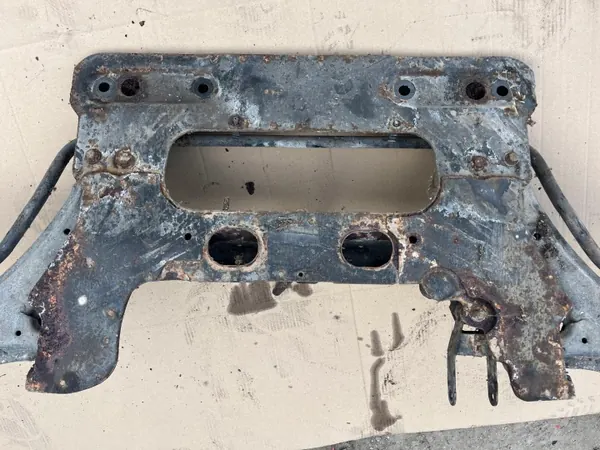 Support Moteur OEM SANKI BELKA pour Citroen Xsara 1997-2004 image 3
