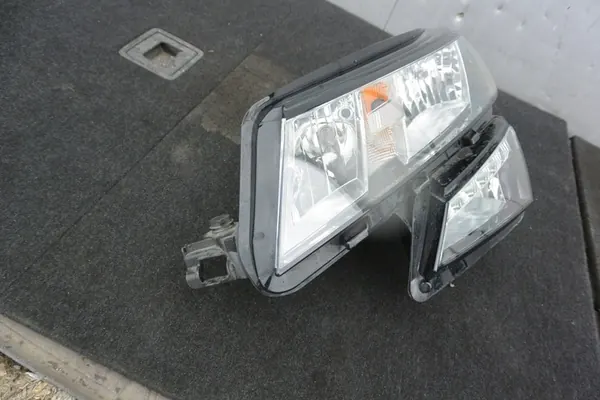 FARO ESQUERDO SKODA KODIAQ 566941015B H7 LED image 6