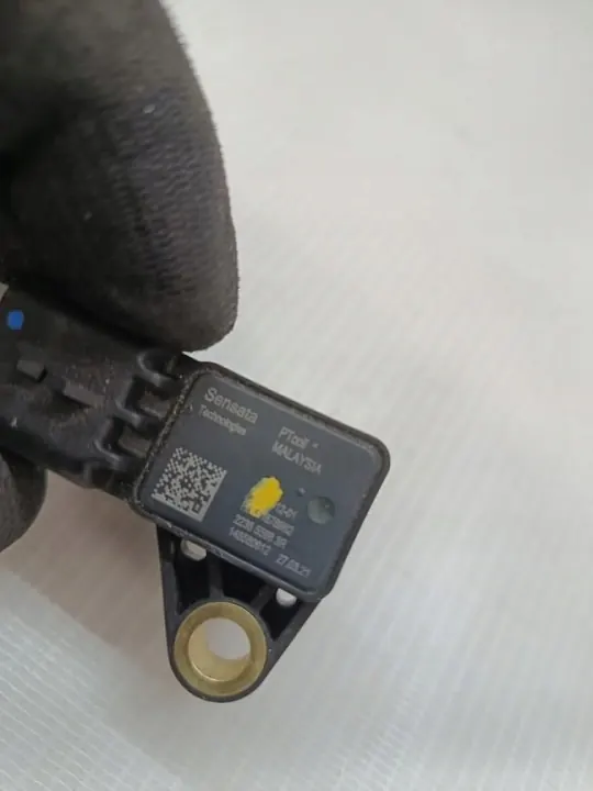 Dacia Druk sensor OEM 223655883R - Gebruikt image 3
