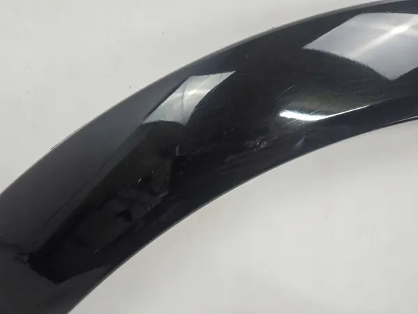 Porsche OE 9Y3854732E Guardabarros trasero derecho image 3
