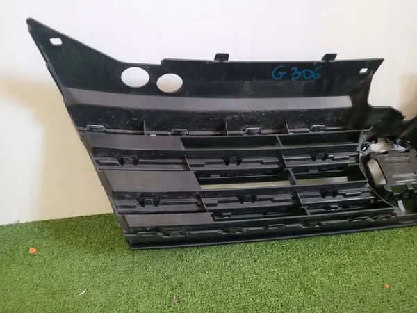 VW TIGUAN II 2 5NA Grill Front 5NA853651G image 7