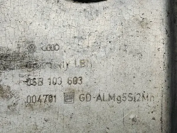 Ölwanne mit Füllstandssensor OEM 06B103603 Audi A4 image 5
